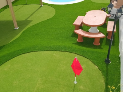Césped artificial para mini campo de golf en Tenerife