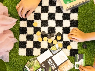 Tablero de Ajedrez en césped artificial